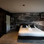 La Reine & Restaurant Spa