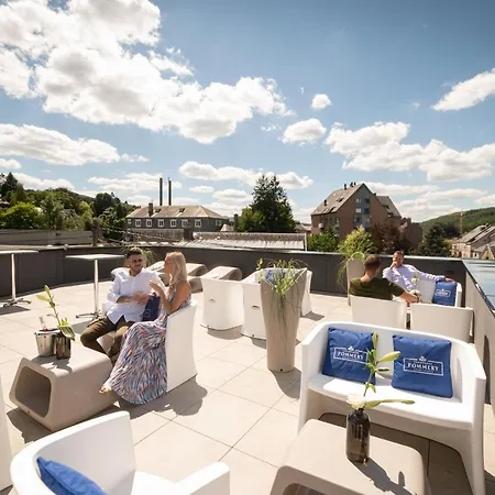 La Reine & Restaurant Hotel