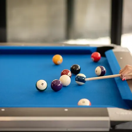 La Reine & Restaurant