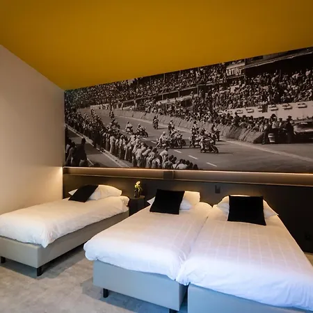 La Reine & Restaurant 4*