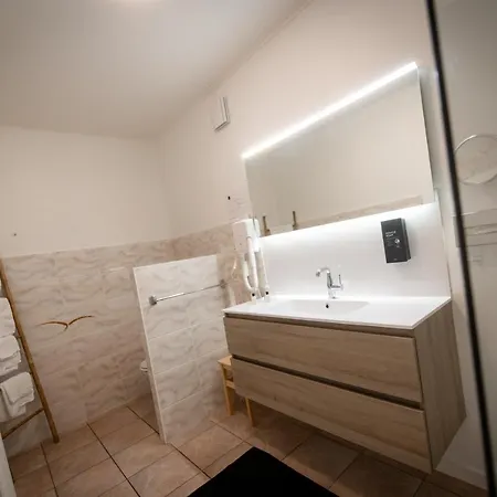 Hotel La Reine & Restaurant Spa