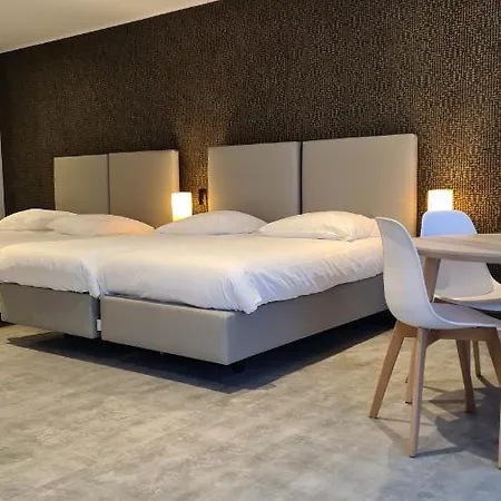 Hotell La Reine & Restaurant 4*