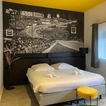 Hotell La Reine & Restaurant