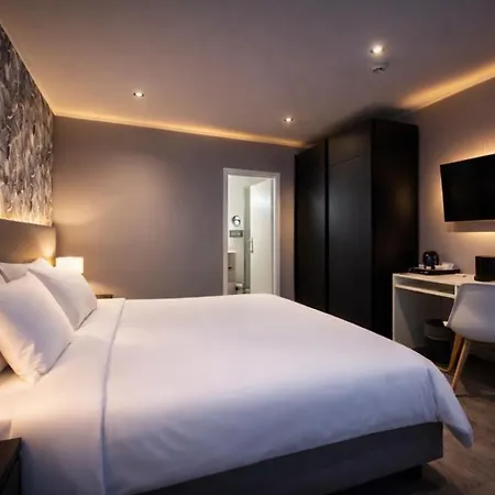 La Reine & Restaurant Hotel Spa