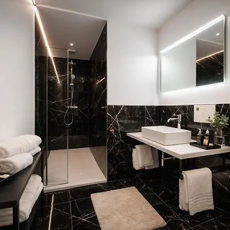 La Reine & Restaurant