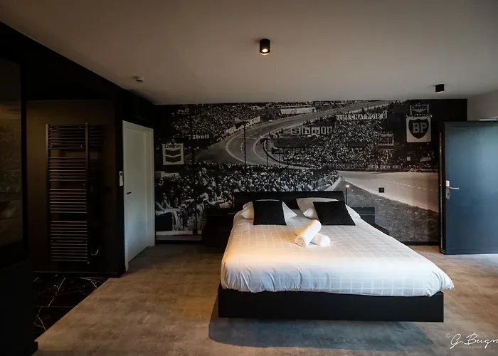 La Reine & Restaurant Spa