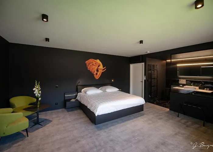 Hotel La Reine & Restaurant