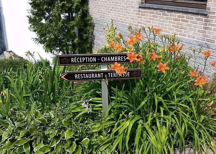 Hotel La Reine & Restaurant 4*