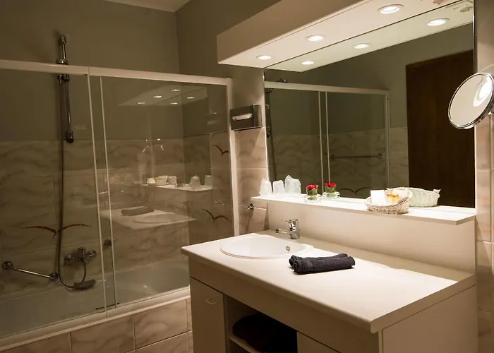 La Reine & Restaurant Hotel Spa