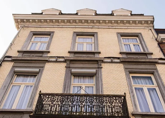 La Reine & Restaurant 4*